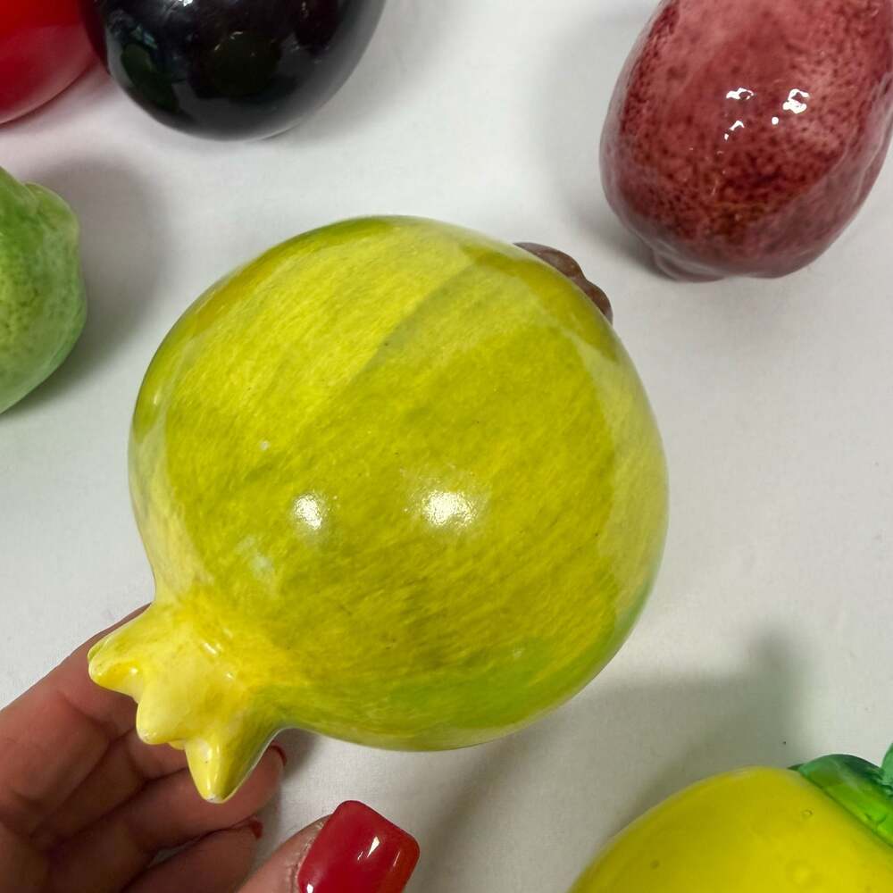 Vintage Murano Style Hand Blown Art Glass Fruit and Vegetables - Set of 6 - Picture 6 of 7